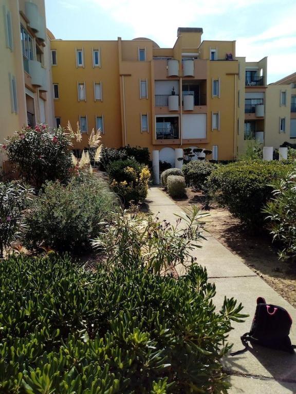 Gruissan Appartement Calme, Vue Sur Port De Plaisance -Clim, Empl.Parking المظهر الخارجي الصورة