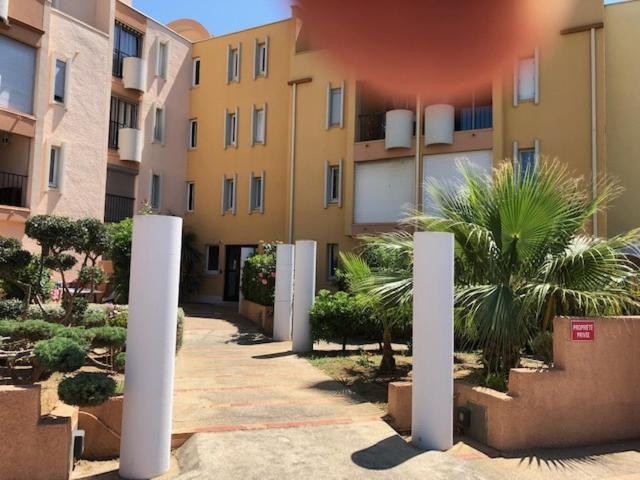 Gruissan Appartement Calme, Vue Sur Port De Plaisance -Clim, Empl.Parking المظهر الخارجي الصورة